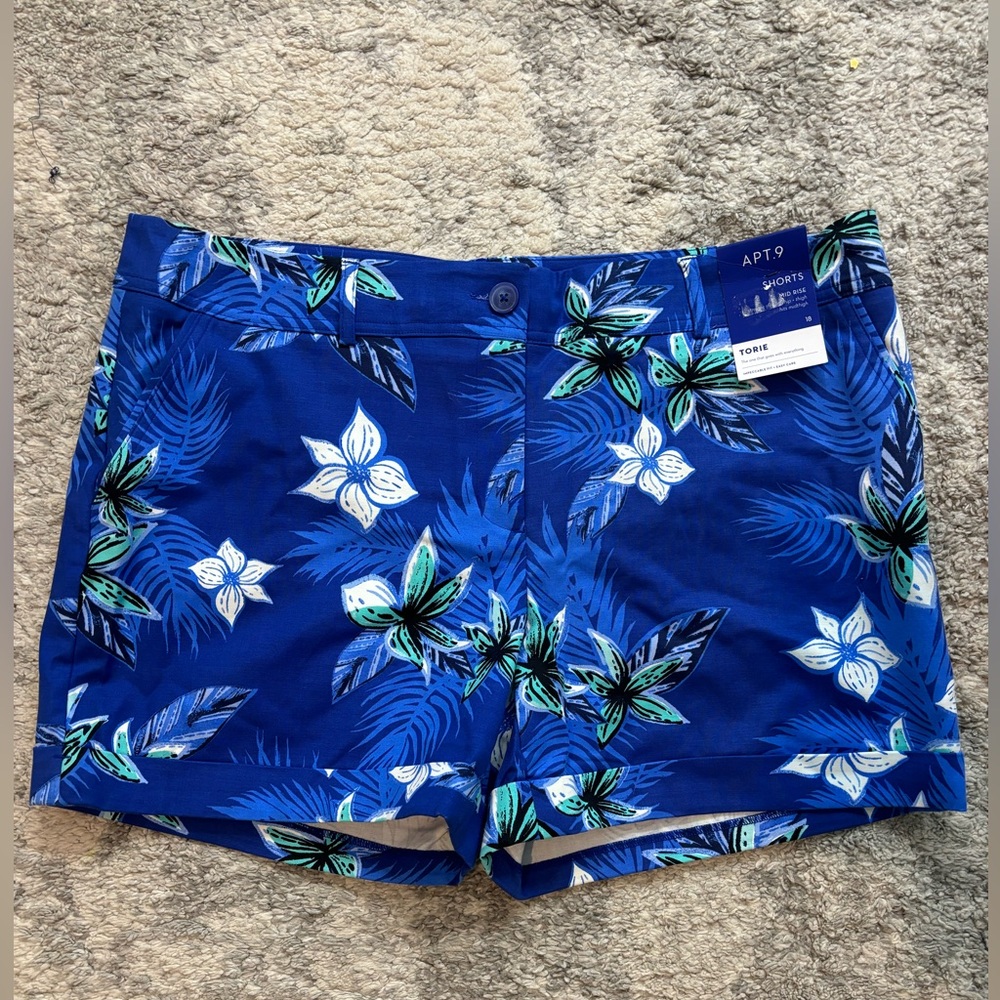 Apt. 9 Blue Tropical Torie Mid Rise Shorts Woman Size 18 NWT
